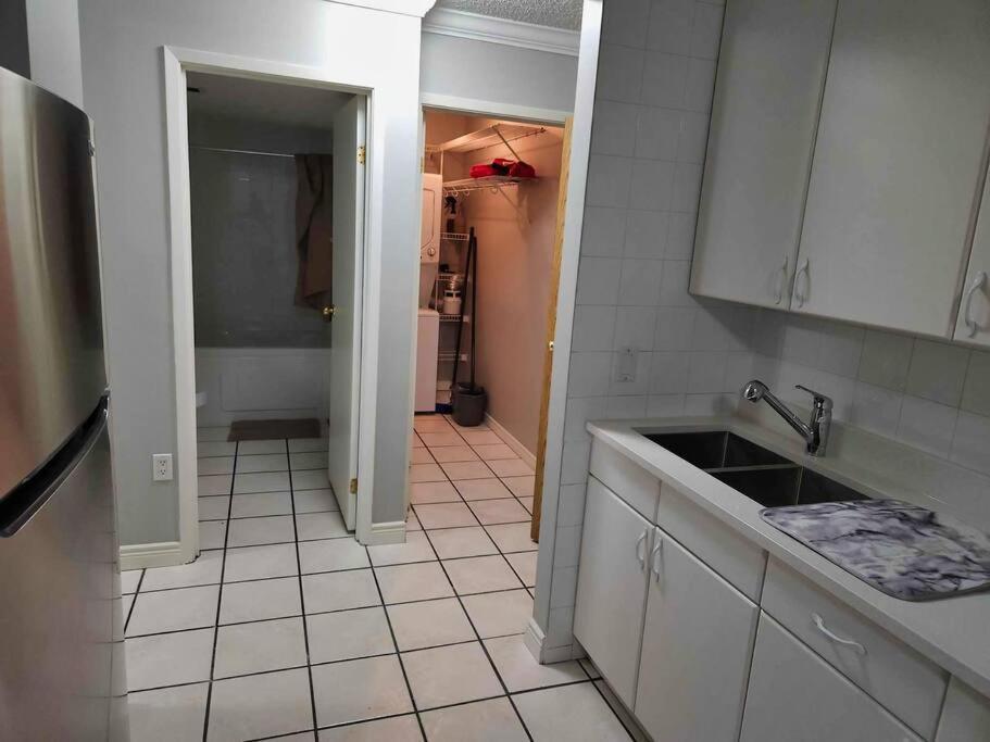 Cozy 2 Bedroom In Beltline Area Apartment
