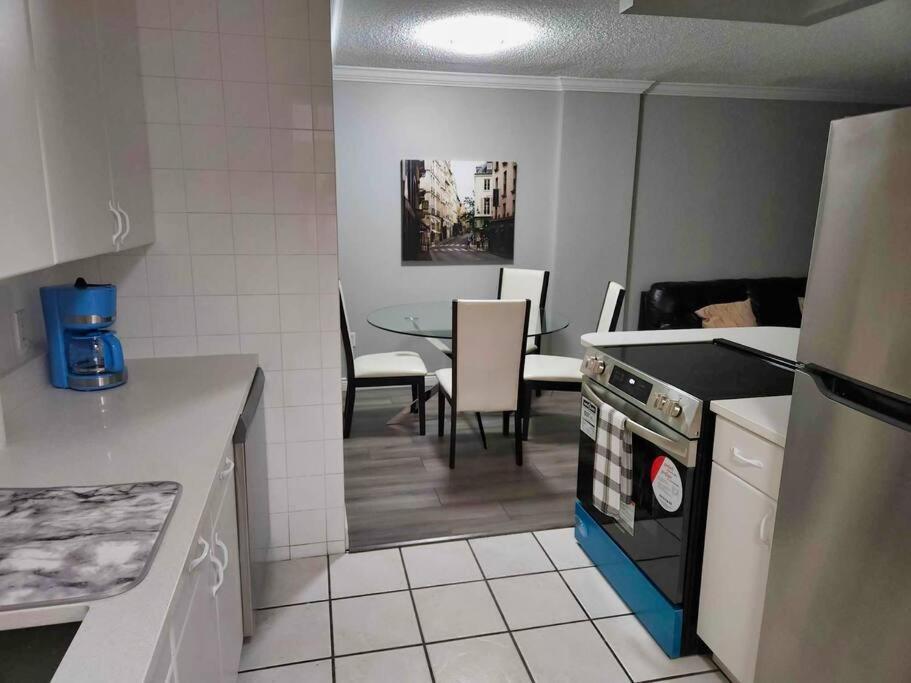 Apartment Cozy 2 Bedroom In Beltline Area *